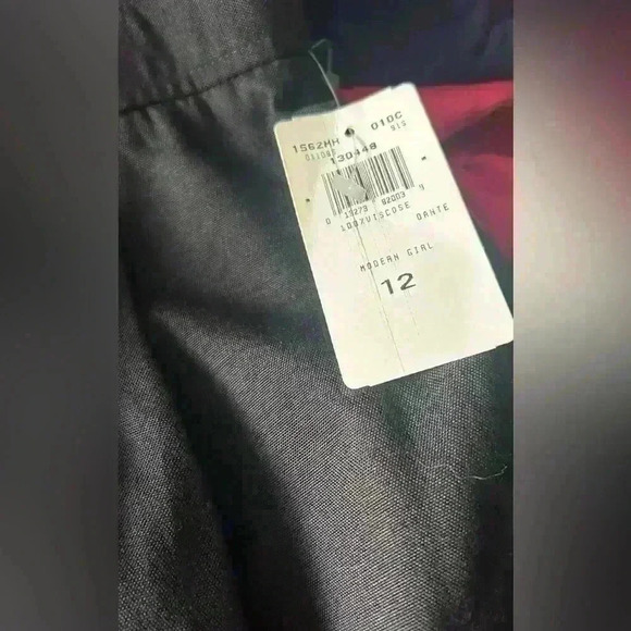 Evan Picone Vintage Skirt Womens 12 Black Pencil Back Zip Lined Midi-
⁩ - Picture 2 of 5